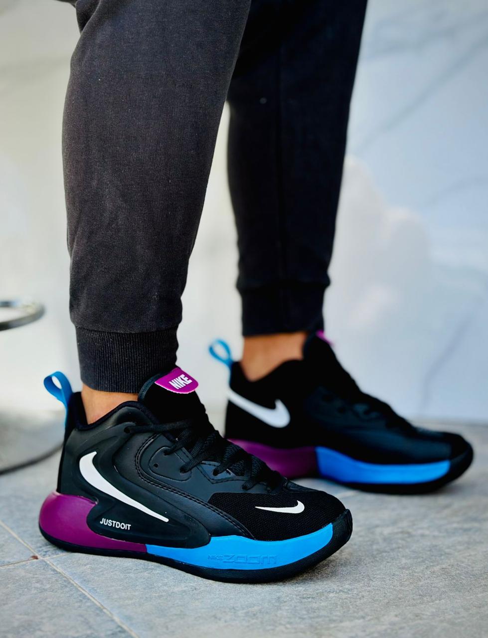 Botas Deportivas Nike JustDoit